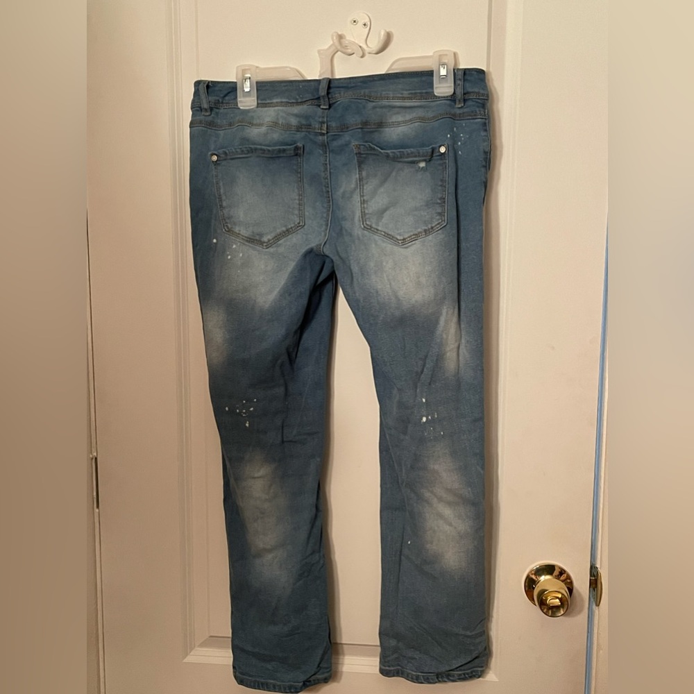 Jeans - Picture 2 of 2